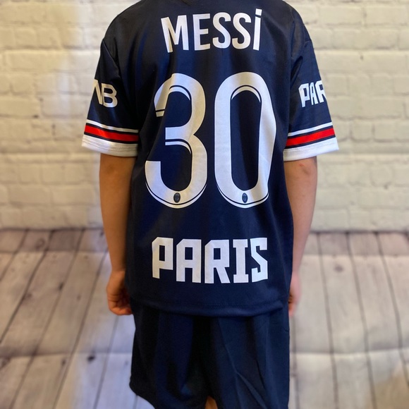 Black Friday sales!!!Messi Paris kids uniform sizes 4-12years available - Picture 4 of 4